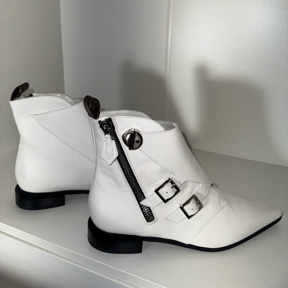 Louis Vuitton Jumble Flat Ankle Boots White Size EU 37 - Picture 5 of 16